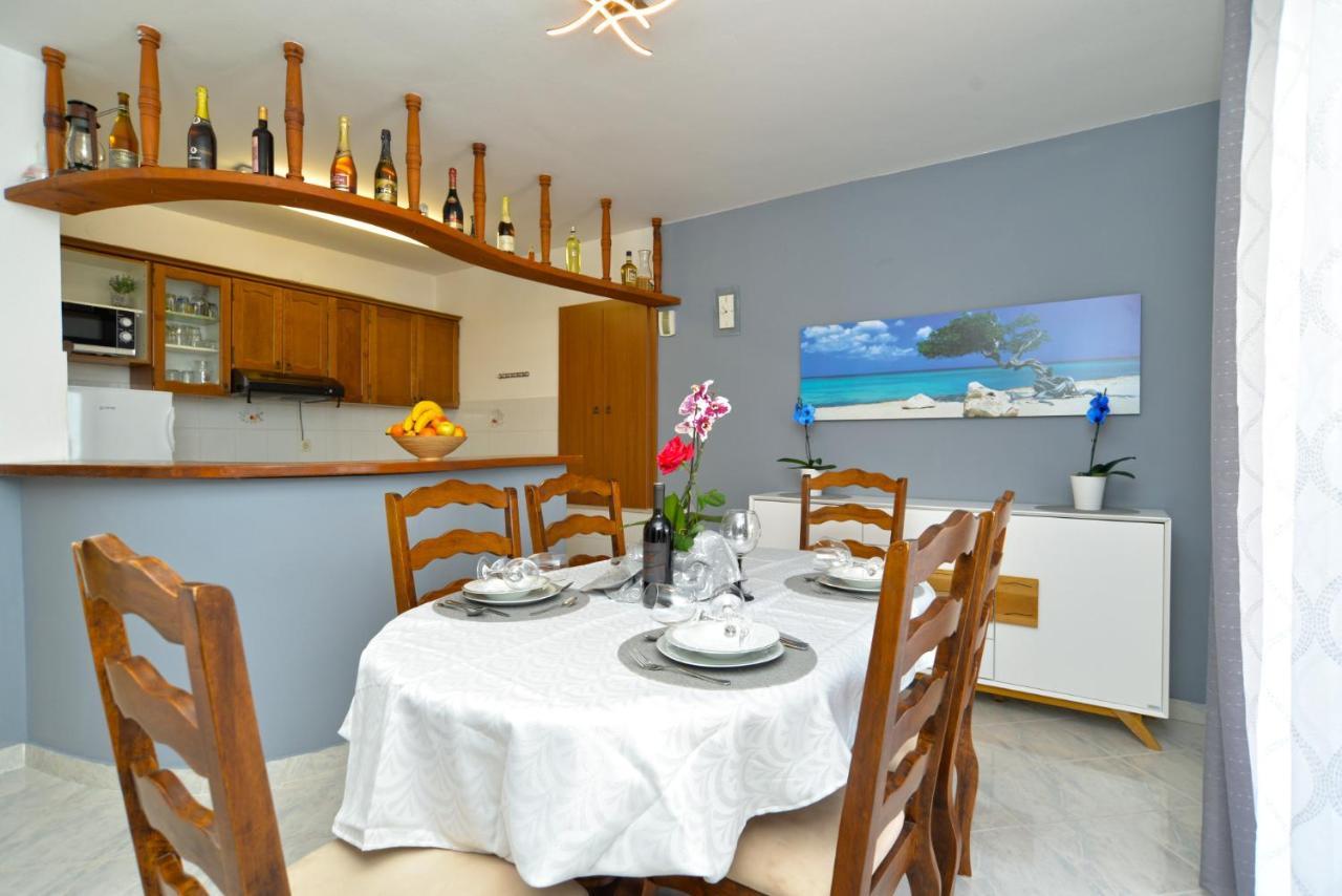 Apartments Violete 742 Пула Екстериор снимка