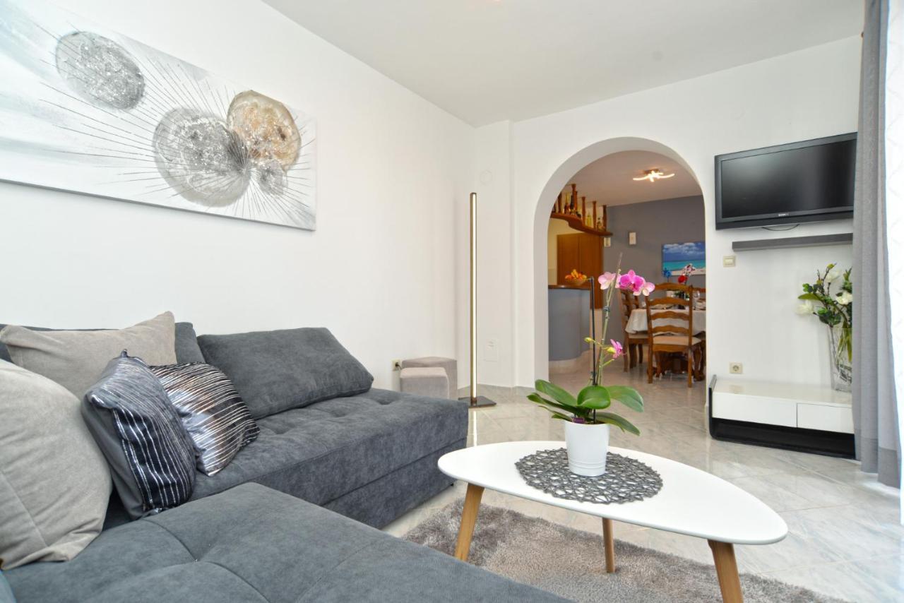 Apartments Violete 742 Пула Екстериор снимка